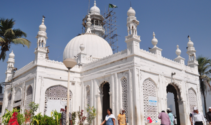  Haji Ali Dargah - Places To Visit In Mumbai